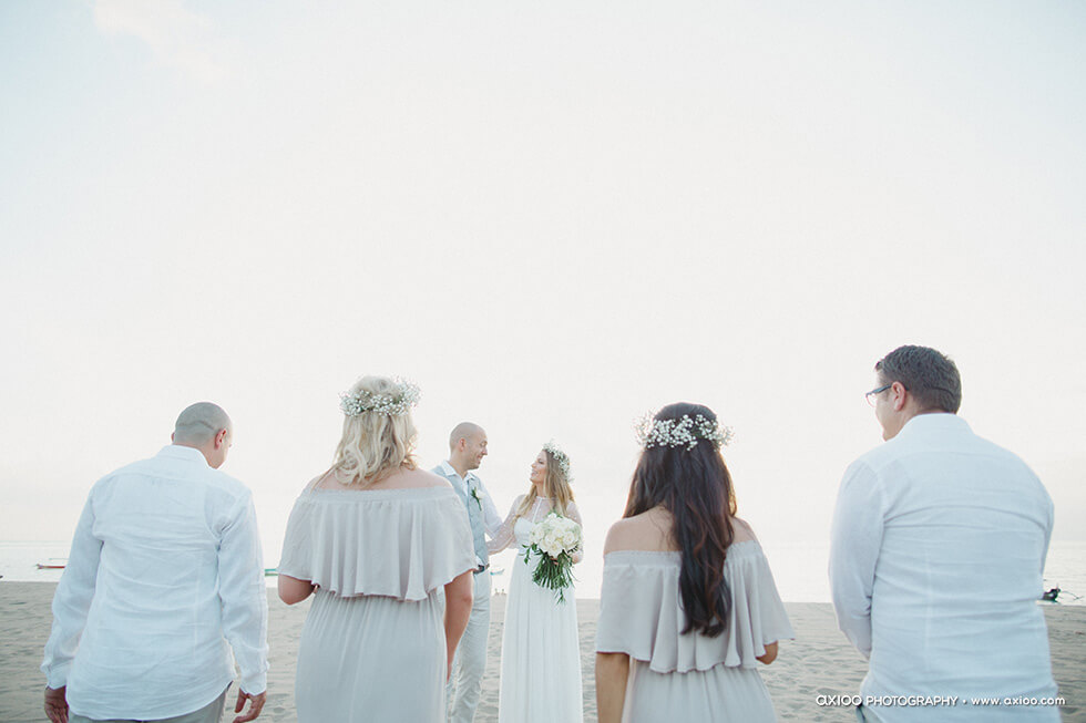 Axioo: Bohemian Beach Paradise